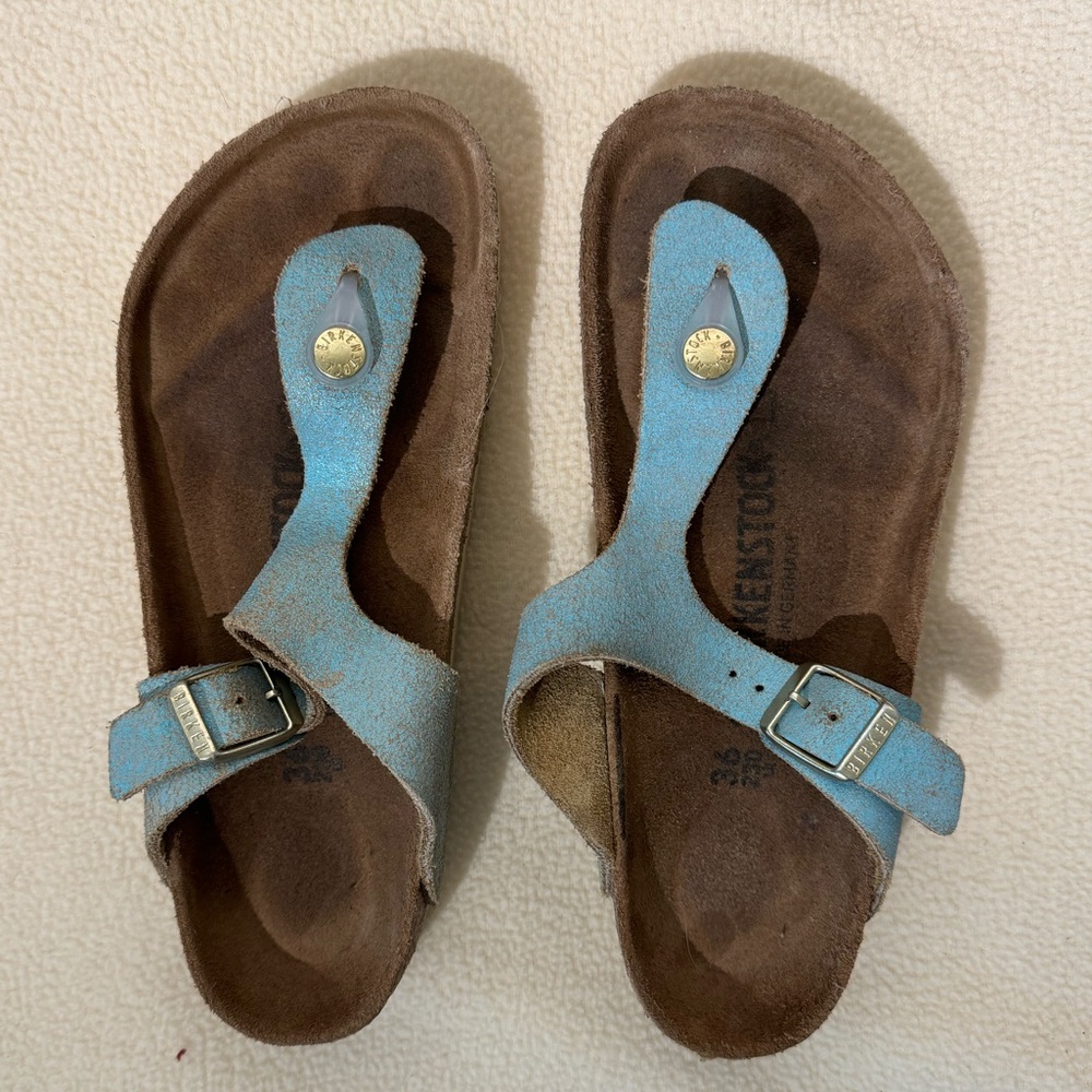 Birkenstock Gizeh Sandals, turquoise w gold flecks.